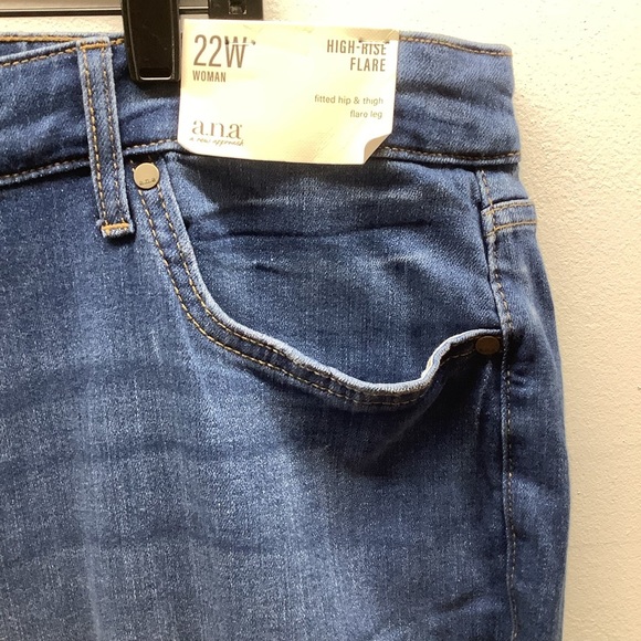 a.n.a Size 22W High Rise Flare Jeans. New With Tags - Picture 5 of 12